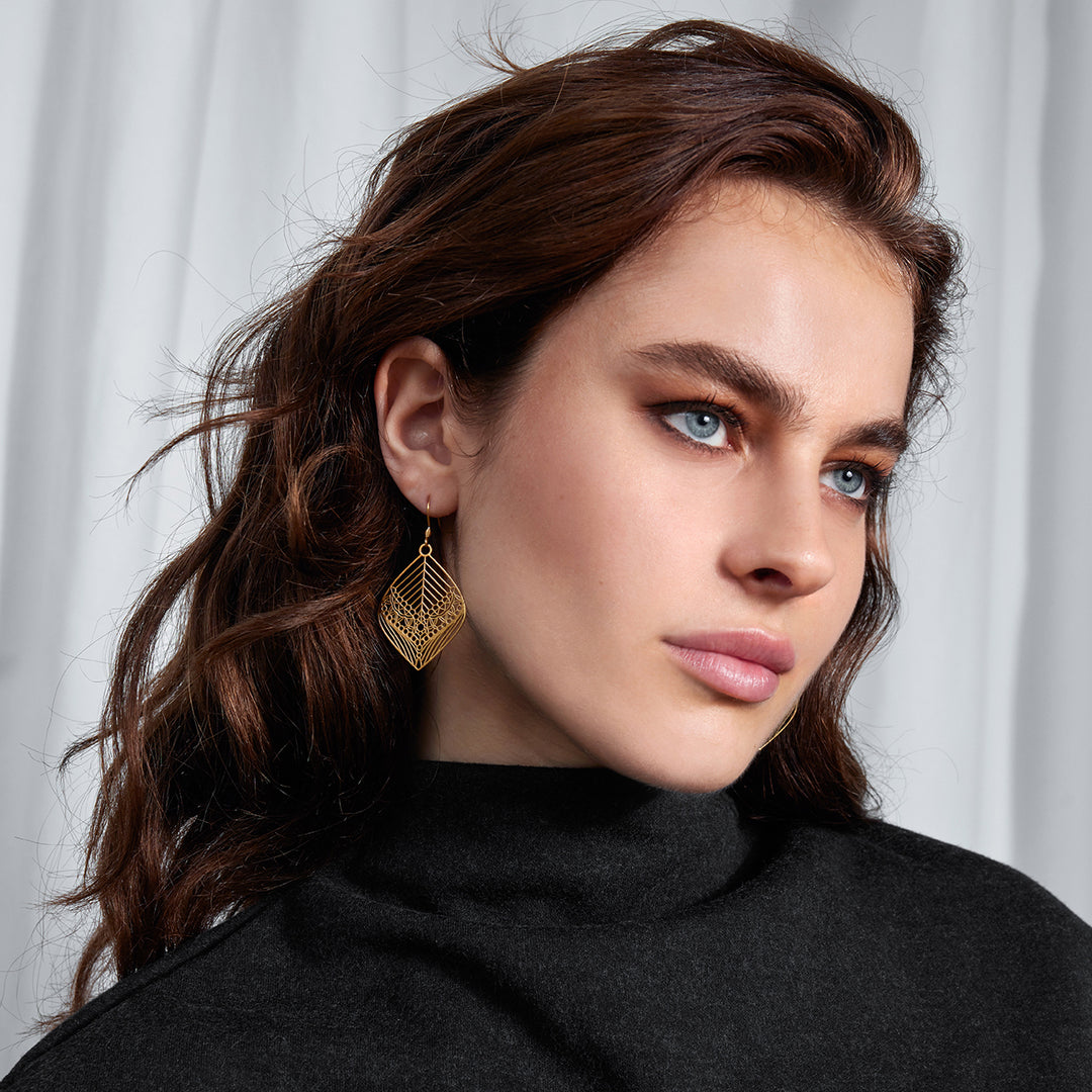 EARRINGS Orient