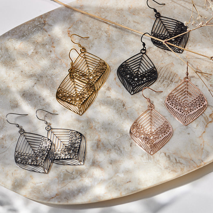 EARRINGS Orient