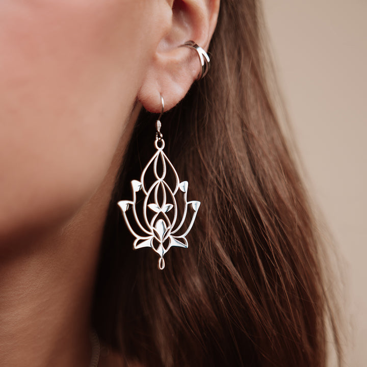 EARRINGS lotus flower