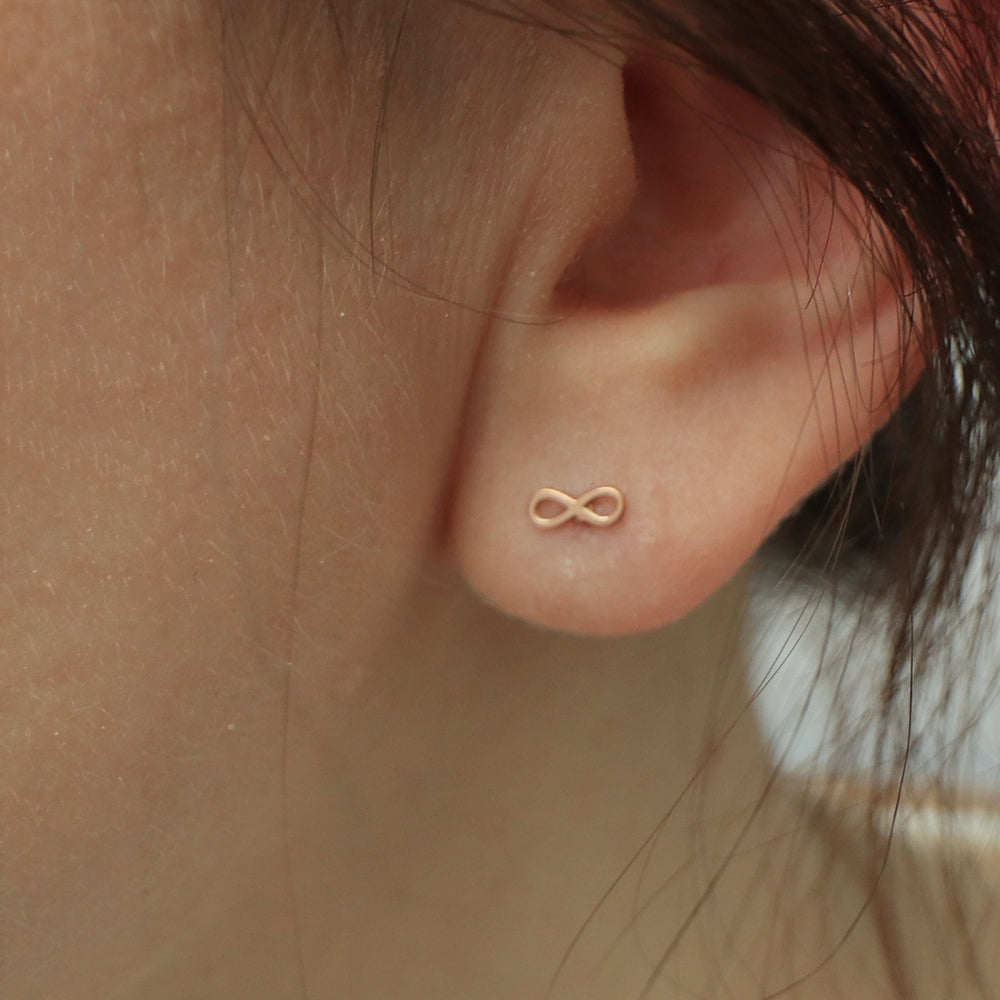 OHRSTECKER Infinity - UnikateSchmuck