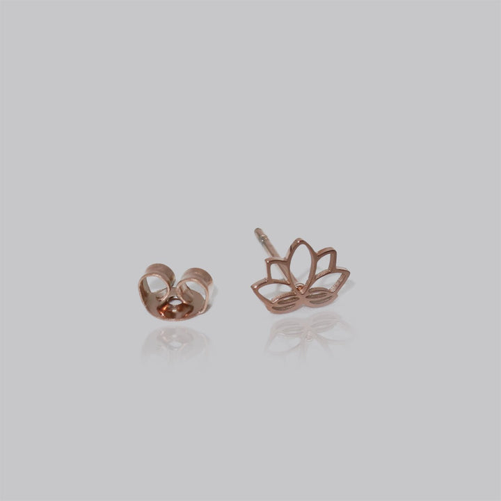 OHRSTECKER Lotusblume - UnikateSchmuck