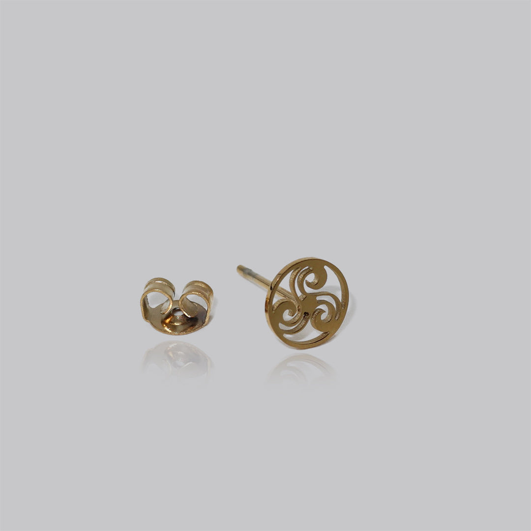 EAR STUDS Triskele
