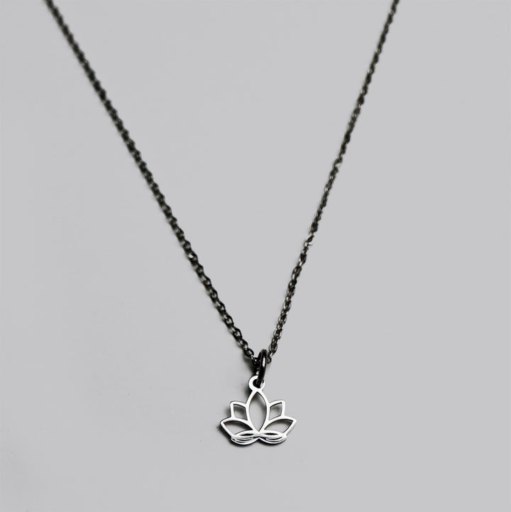 HALSKETTE Lotusblume
