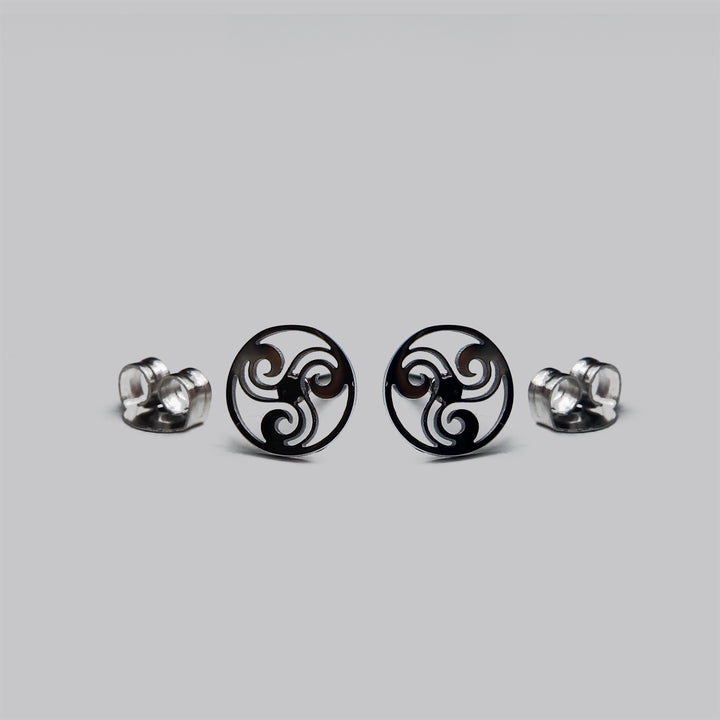 EAR STUDS Triskele