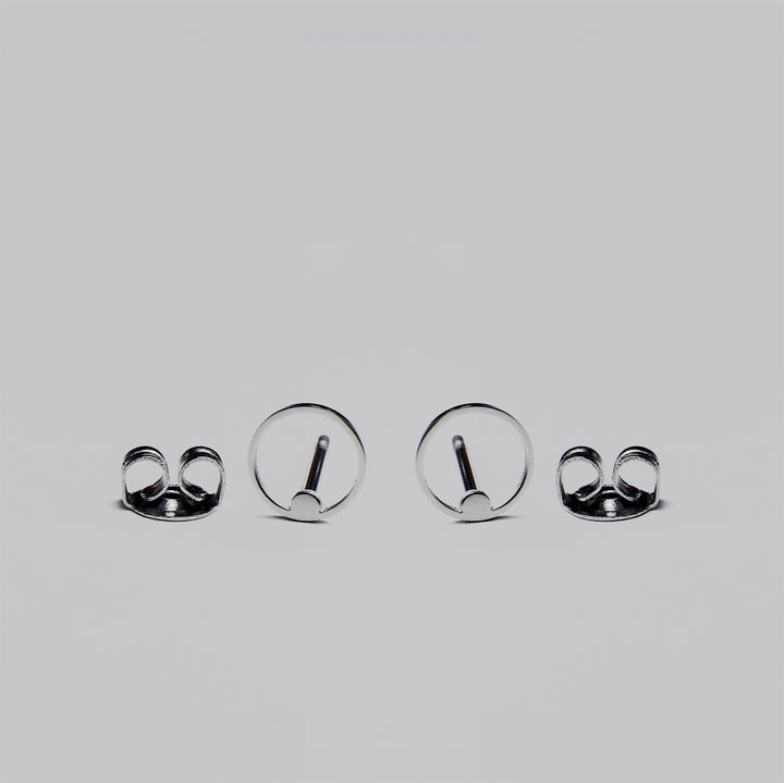Stud earrings LOOPS
