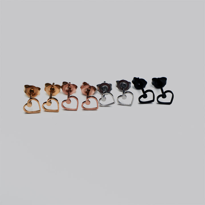 EAR STUDS heart
